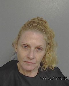 Lisa Tarr Arrest Mugshot