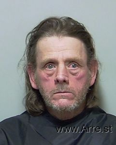 Robert Suit Arrest Mugshot