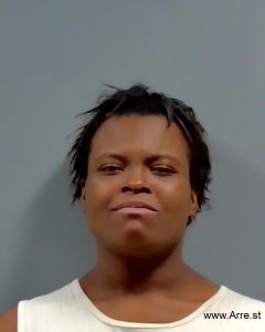 Tanesha Holmes Arrest Mugshot