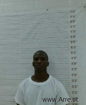 Daquarius Desmond Lilly Mugshot