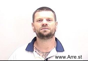 Dustin Lloyd Mcdaniel Mugshot