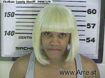 Joy Veronica Famble Mugshot