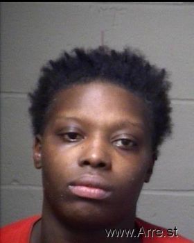 Lashonda Shekethi Dennard Mugshot