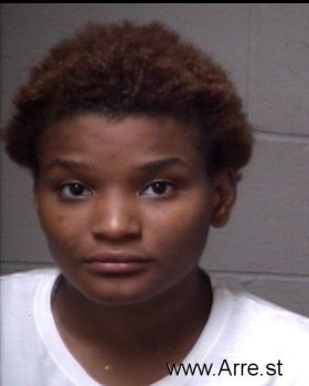 Raejean Shianne Marshall Mugshot