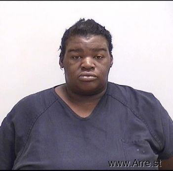 Shanekqua Lashae Adams Mugshot