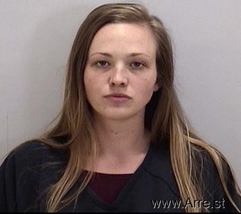 Stefani Loren Green Mugshot