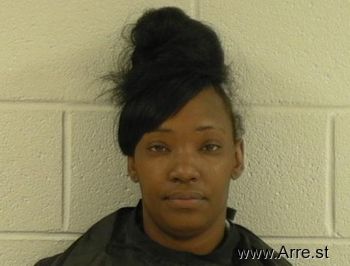 Tierra Santika Jones Mugshot