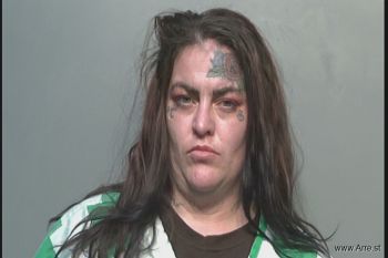 Courtney Lynn Mcdaniel Mugshot