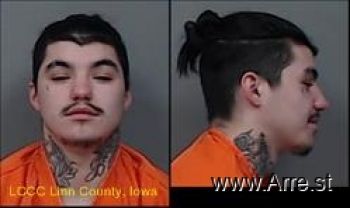 Chaise Kiya Hinshaw Mugshot