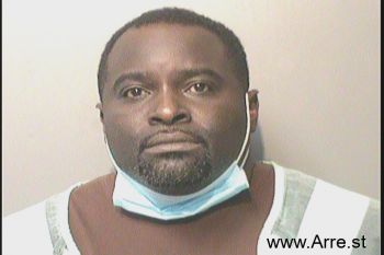 Derek Shantell Thompson Mugshot