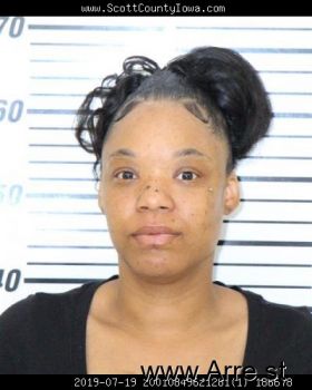 Dana Shanae Howard Mugshot