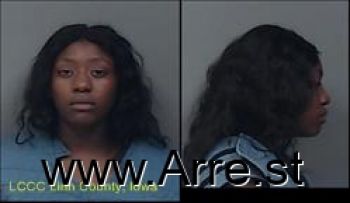 Darlena Dayshon Roberson Mugshot