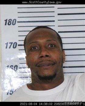 Derrick Deshun Sr Davis Mugshot