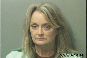 Elizabeth Anne Nichols Mugshot