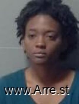 Kachareania Akiela Lofton Mugshot