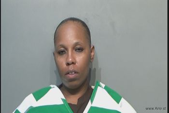 Kameelah Yasmeen Logan Mugshot