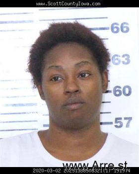 Kershonda Charie Henderson Mugshot