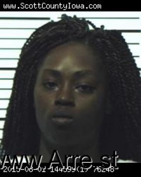 Kershonda Charie Henderson Mugshot