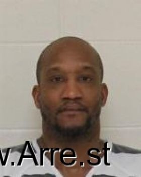 Kevin Lewis Valentine Mugshot