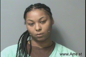 Mikeyla Rayjeen Brown Mugshot