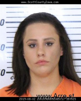 Selena Elizabeth Hernandez Mugshot