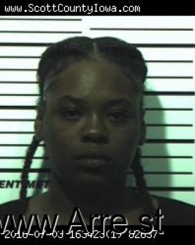 Shawntrice Diamond Hughes Mugshot