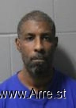 Travis Tavarus Syntel Moore Mugshot