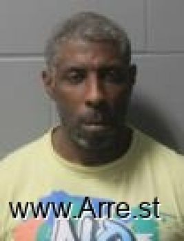 Travis Tavarus Syntel Moore Mugshot