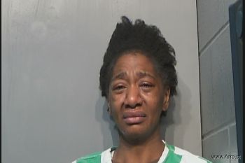 Tyneisha Renee Simpson Mugshot