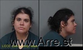 Tara Marie Elizabeth Henderson Mugshot