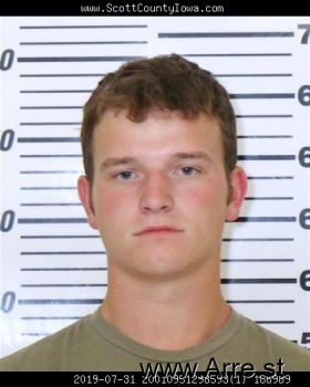 Travis Quinn Hill Mugshot