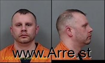 Travis Edwin Meyers Mugshot