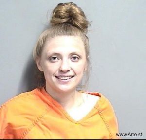 Hannah Ladehoff Arrest Mugshot