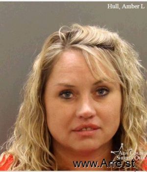 Amber L Hull Mugshot