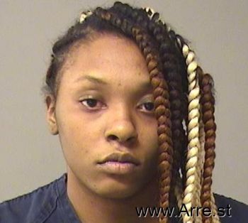 Aaliyah L Oneal Mugshot