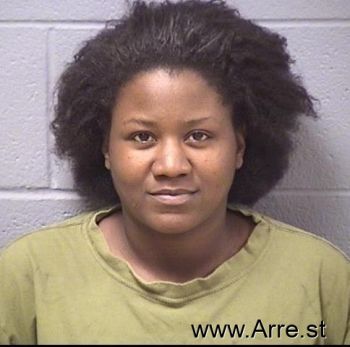 Angelique M Harris Mugshot