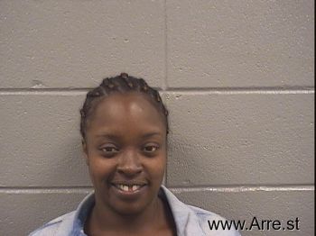 Chiquita  Lindsey Mugshot