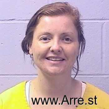 Heather L Arnold Mugshot