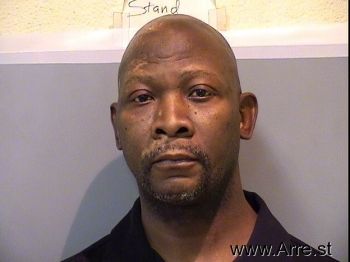 Jerome  Robertson Mugshot