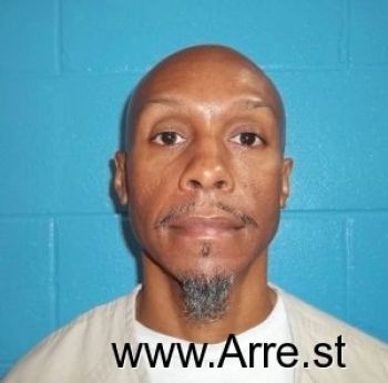 Keith M Lewis Mugshot