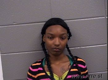 Latisha  Jones Mugshot