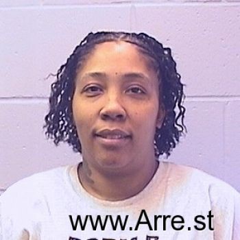 Latonya  Dextra Mugshot