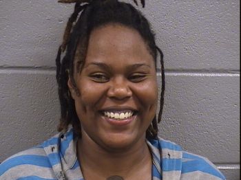 Latoya  Robinson Mugshot