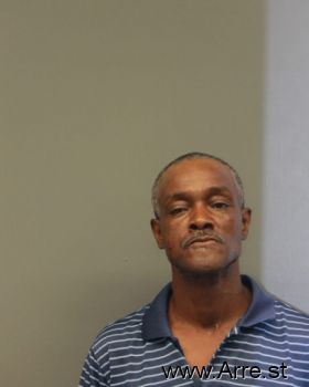 Lester D Johnson Mugshot