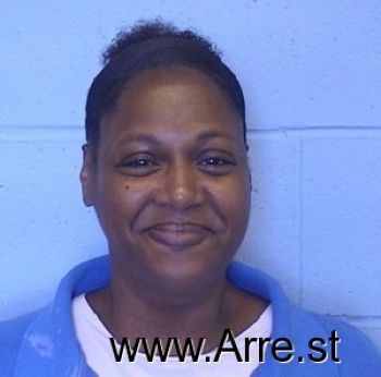 Michelle E Mays Mugshot