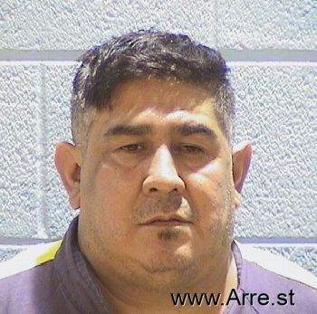 Miguel  Flores Mugshot