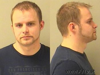 Ryan J Mills Mugshot