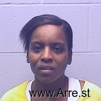 Tanisha  Riley Mugshot