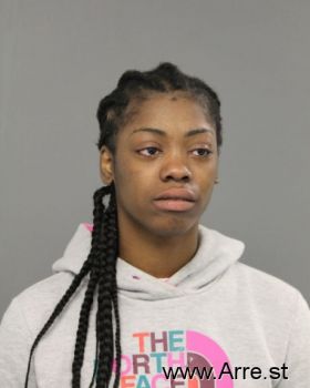 Taquana A Davis Mugshot