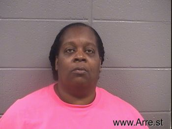 Tracey  Hunter Mugshot